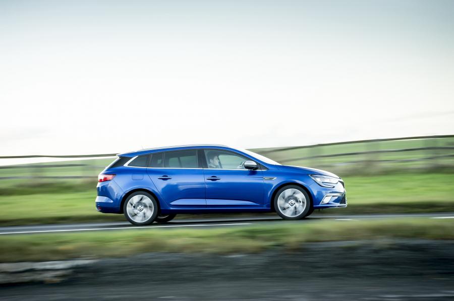  Renault Megane Estate GT 2016 года  (UK) (фото 5 из 30)